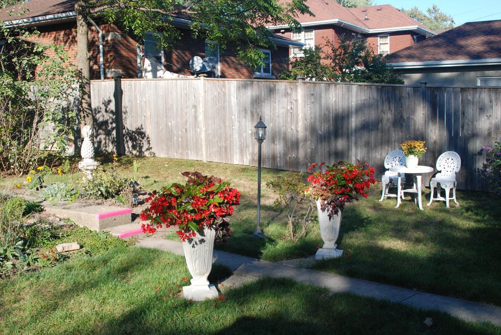 Talwood Manor B&B Порт Колборн Екстериор снимка