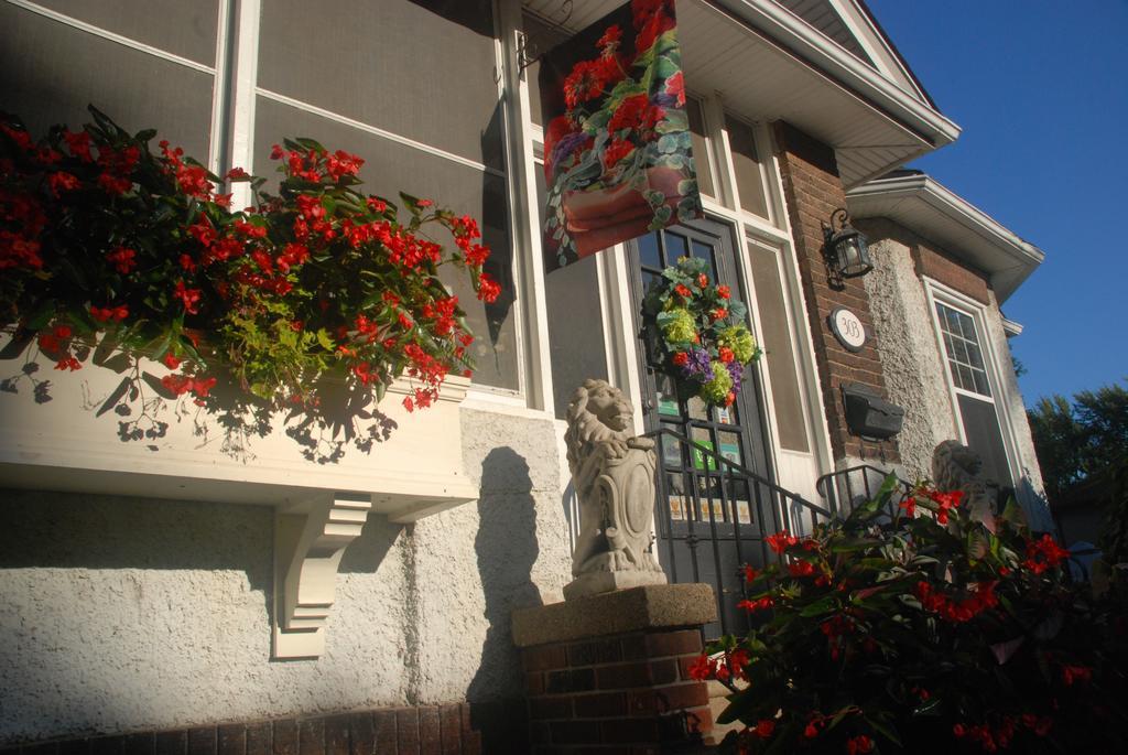 Talwood Manor B&B Порт Колборн Екстериор снимка