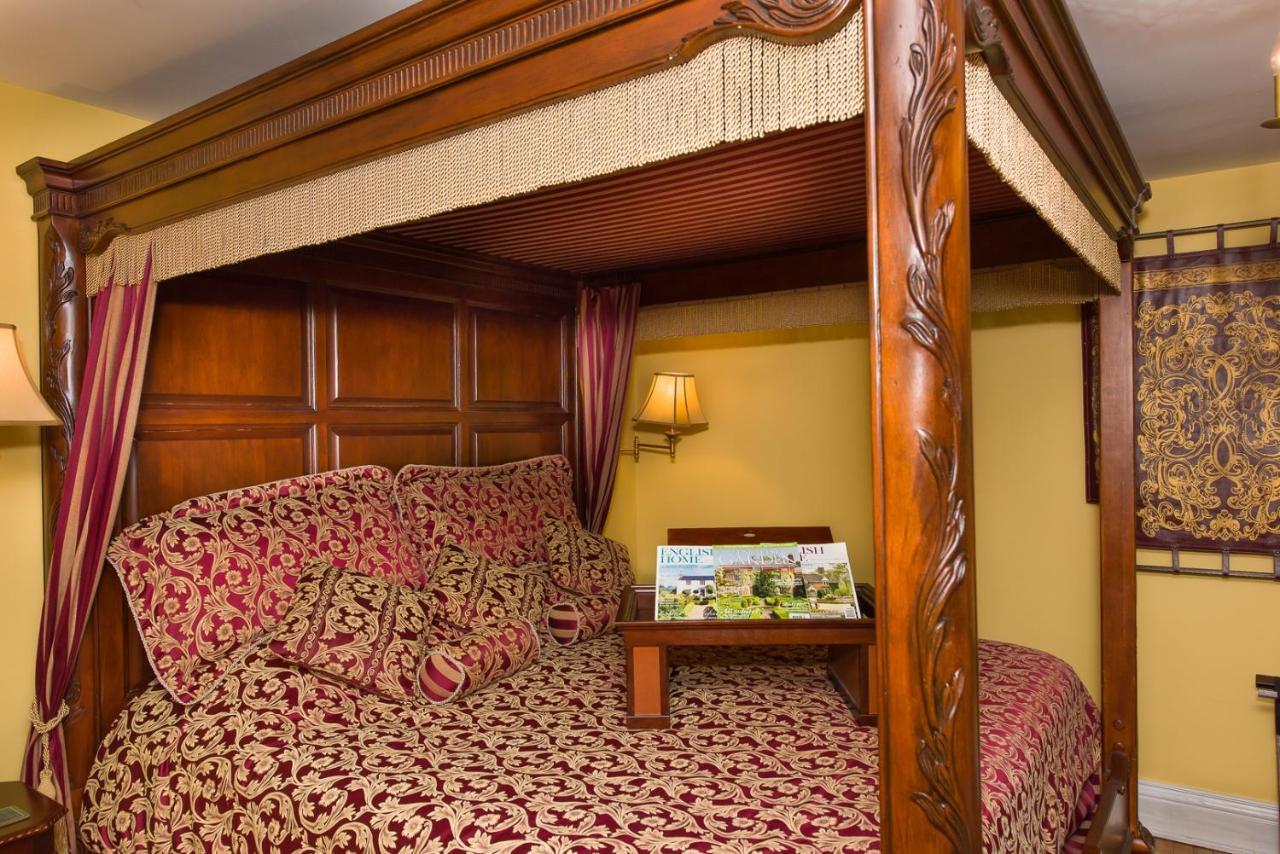 Talwood Manor B&B Порт Колборн Екстериор снимка
